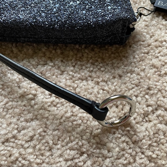 NWT Banana Republic Power Up Charging Pack with Mini Wallet/Purse - Picture 3 of 10